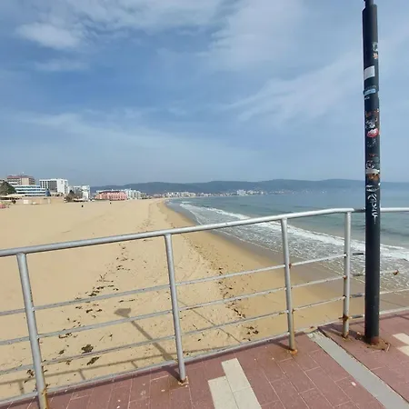 בית הארחה Rent By The Sea In Bulgaria, Sveti Vlas, Noks Prestige סבטי ולאס